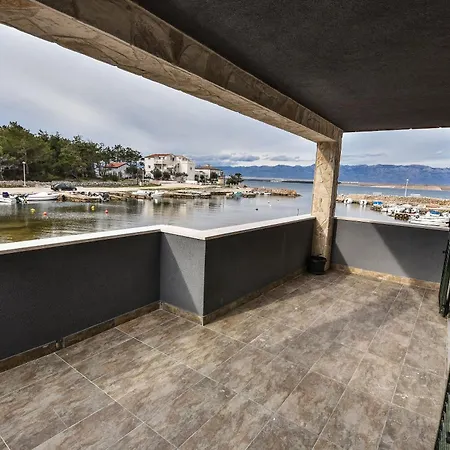 Sana Holiday home *